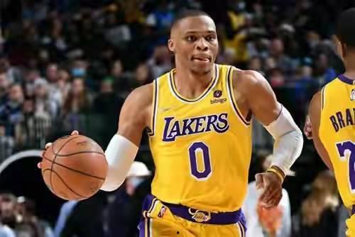 威少最新爆料,篮球场上的幕后故事与心路历程 第2张 威少最新爆料,篮球场上的幕后故事与心路历程 第2张